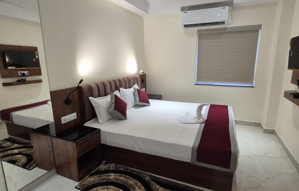 Hotel June’s Upcoming Artist in Residence